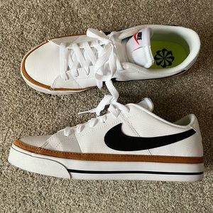 Nike Court Legacy sneakers sz 9.5